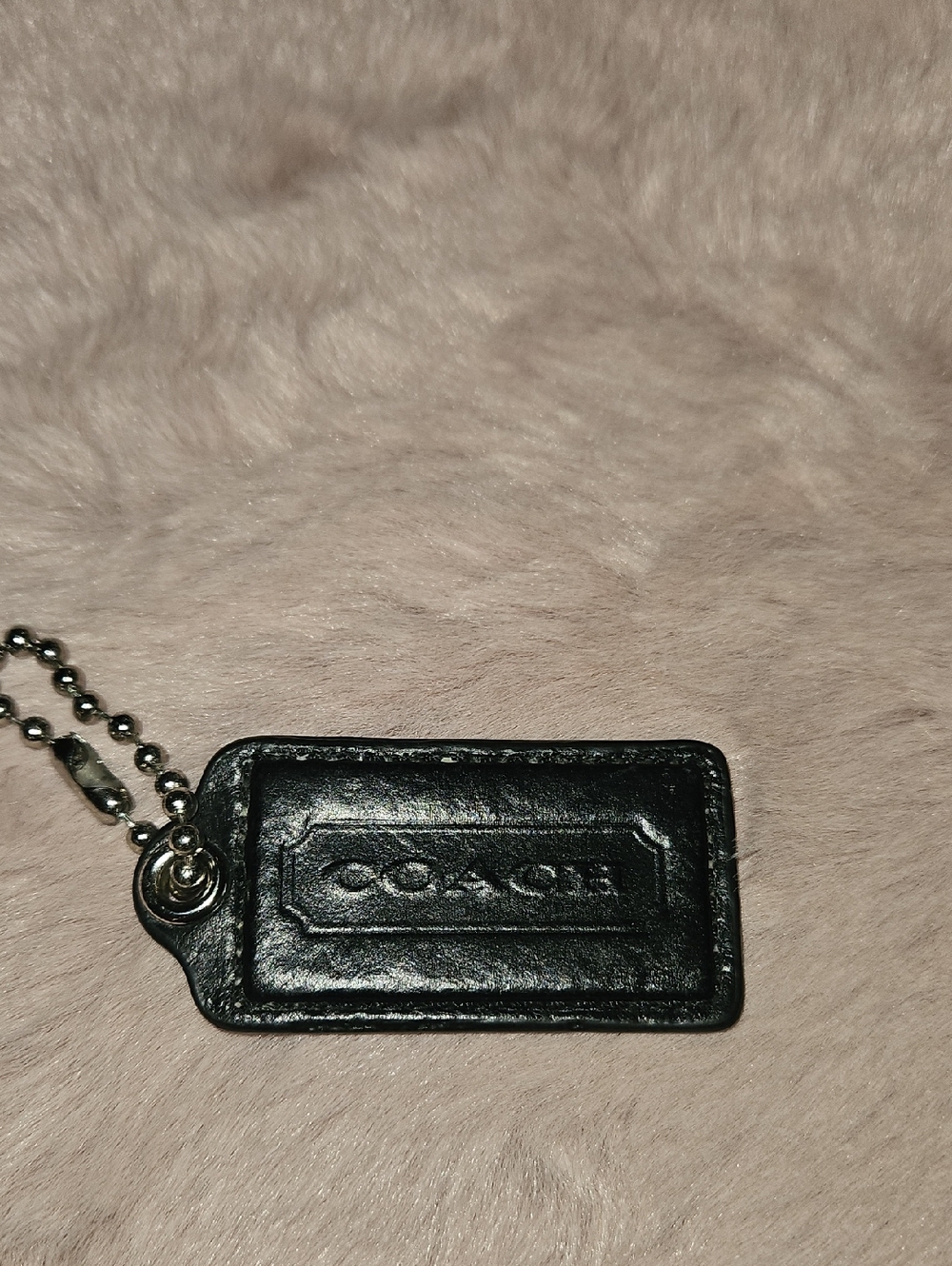 COACH Hang Tag Leather Black